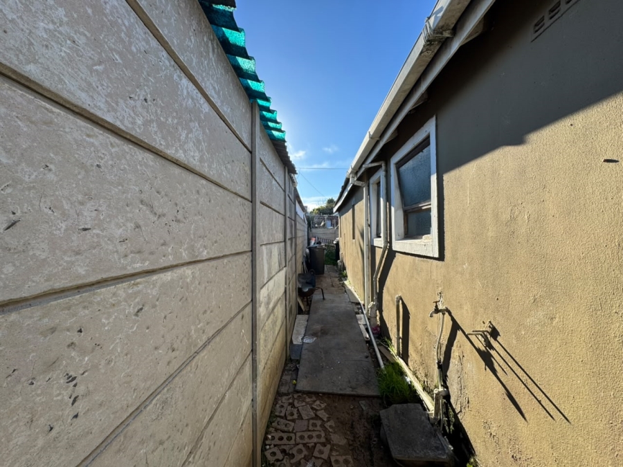5 Bedroom Property for Sale in Forest Village Western Cape